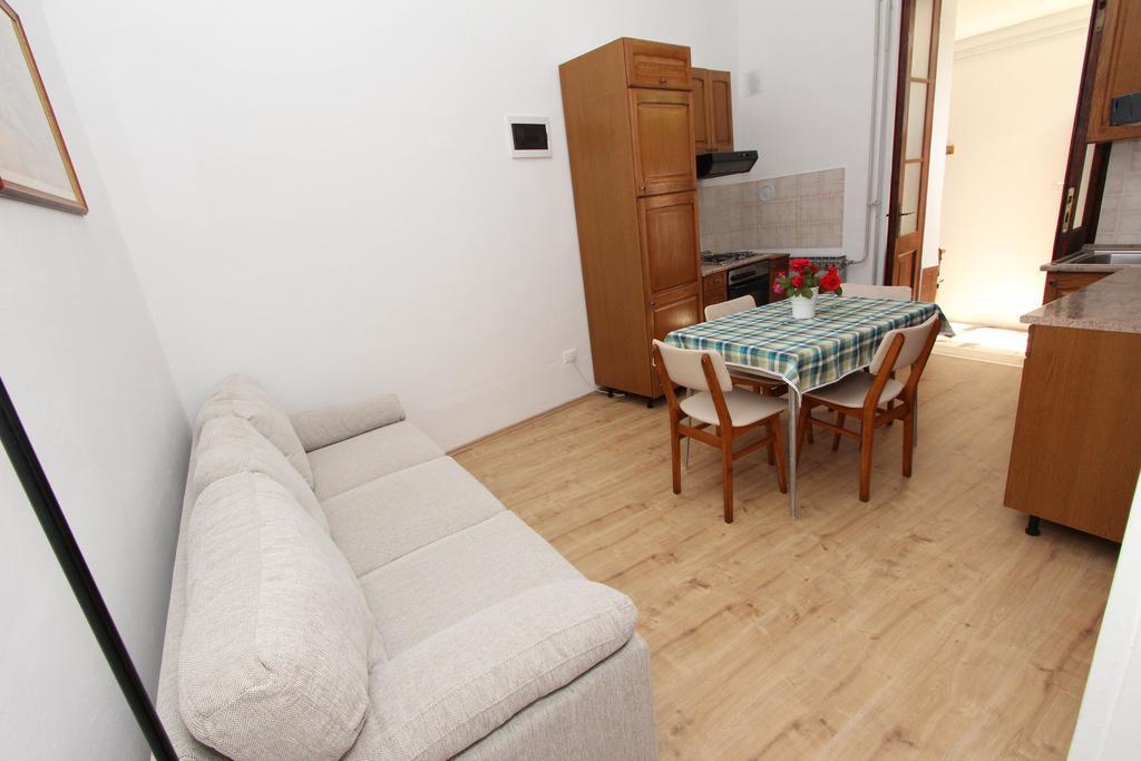 Apartment Riki Ρόβινι Εξωτερικό φωτογραφία