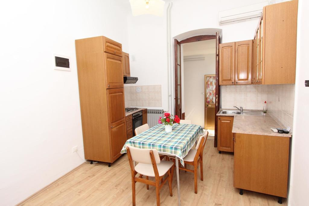 Apartment Riki Ρόβινι Εξωτερικό φωτογραφία