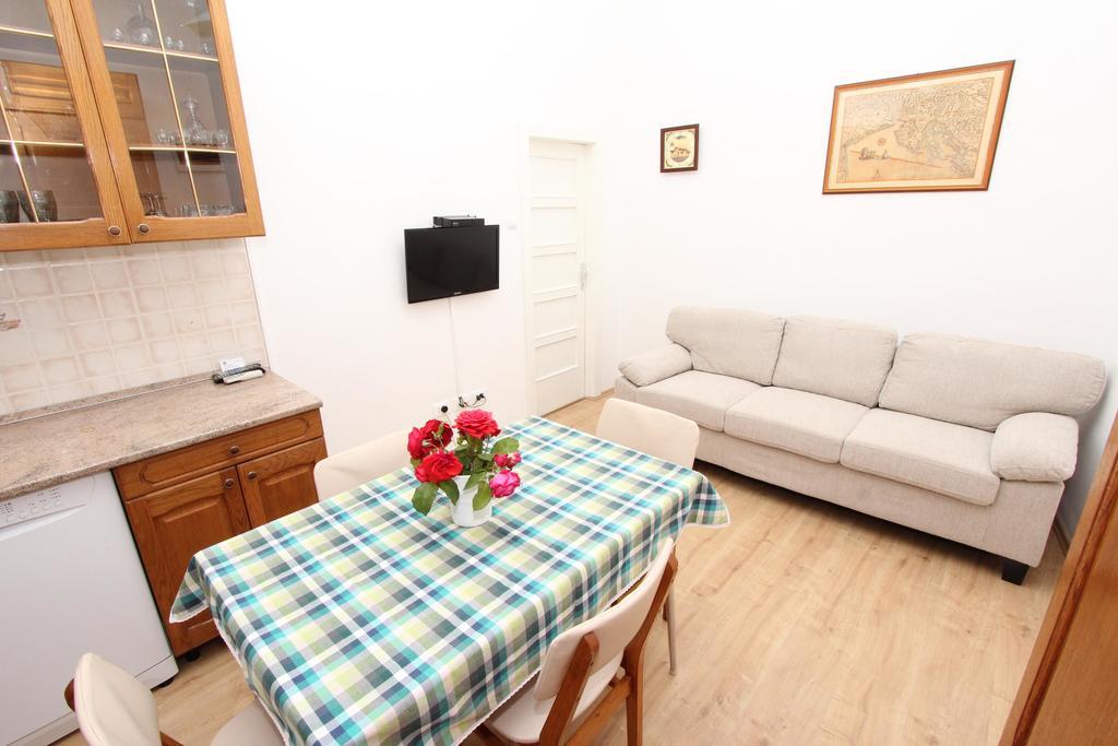 Apartment Riki Ρόβινι Εξωτερικό φωτογραφία